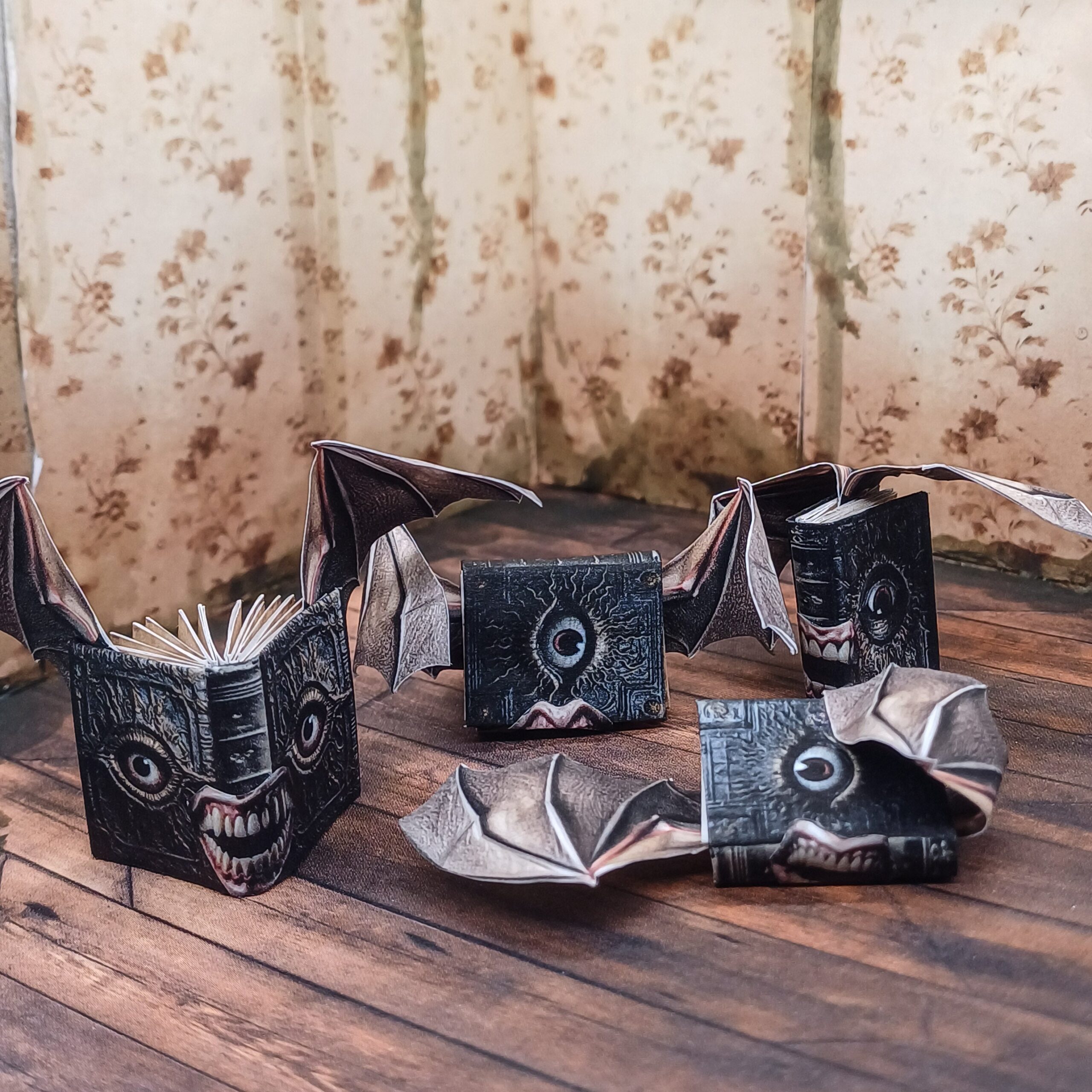 Buchmonster und Monsterbücher im Maßstab 1:12 zum Drucken und Basteln - PDF